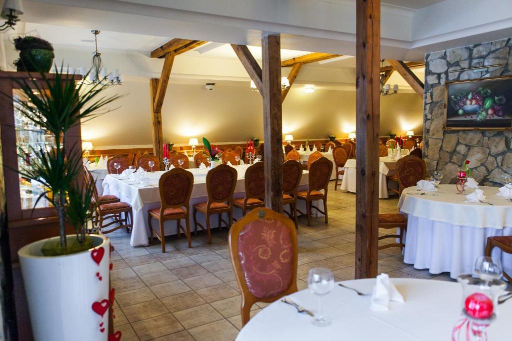 Hotel Rebajlo Пила Екстериор снимка