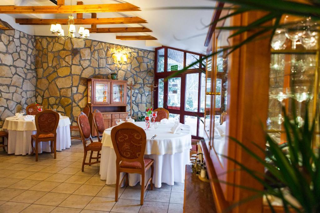 Hotel Rebajlo Пила Екстериор снимка