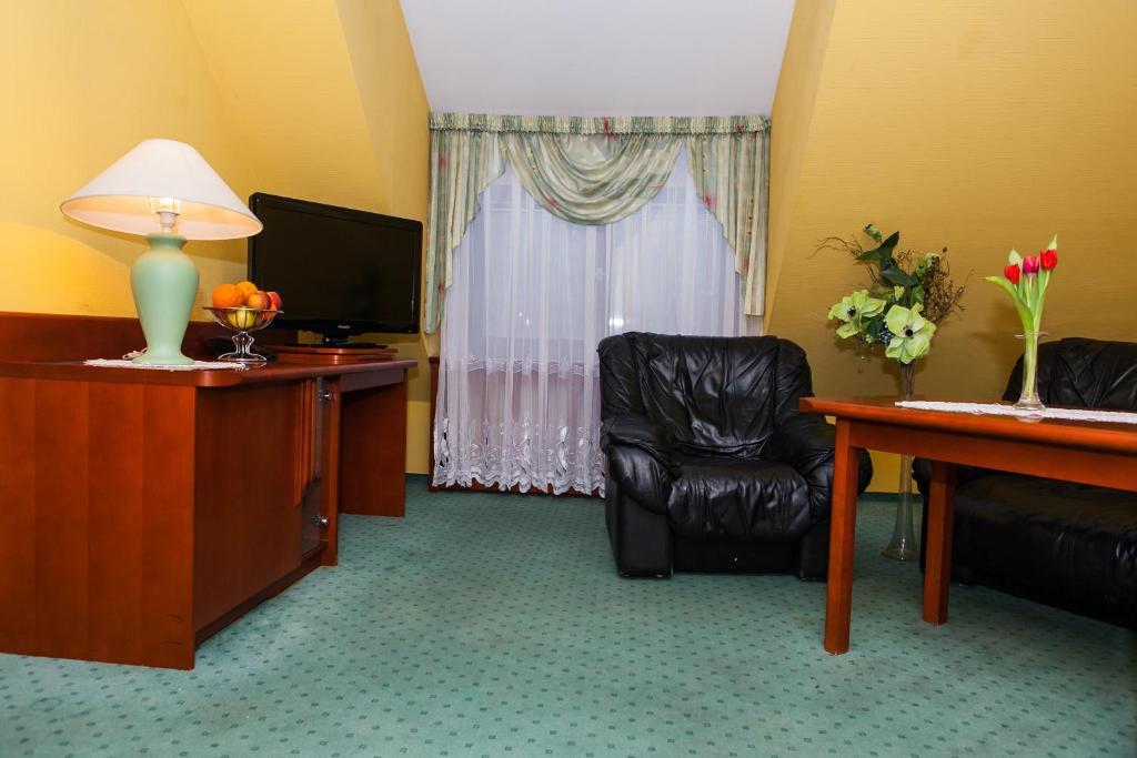 Hotel Rebajlo Пила Екстериор снимка